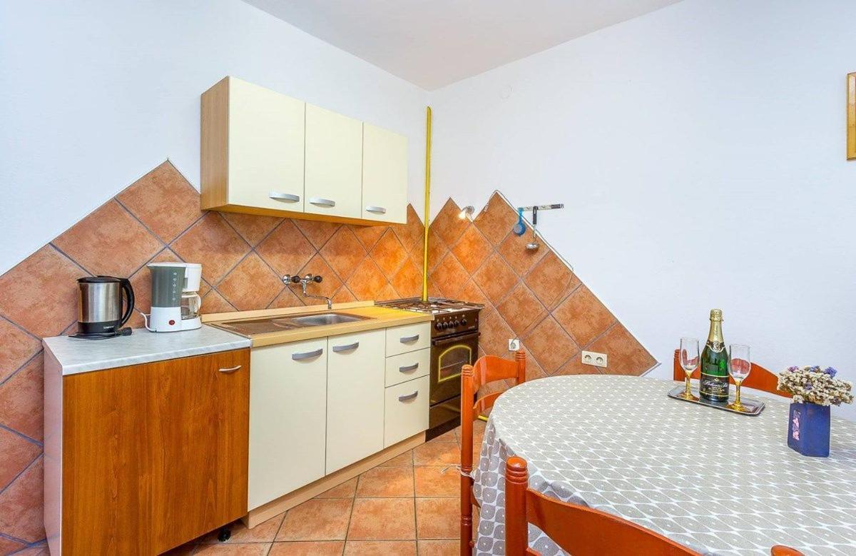 Apartments Dragica Valbandon 외부 사진