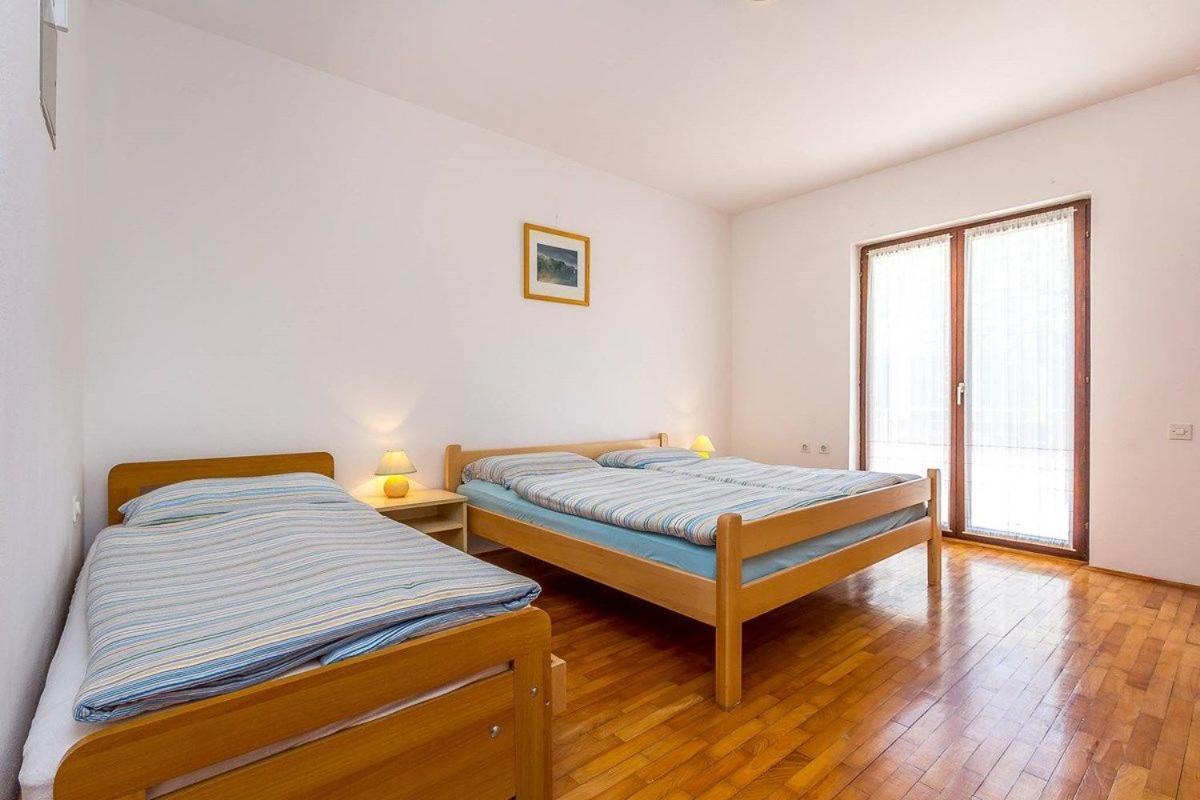 Apartments Dragica Valbandon 외부 사진