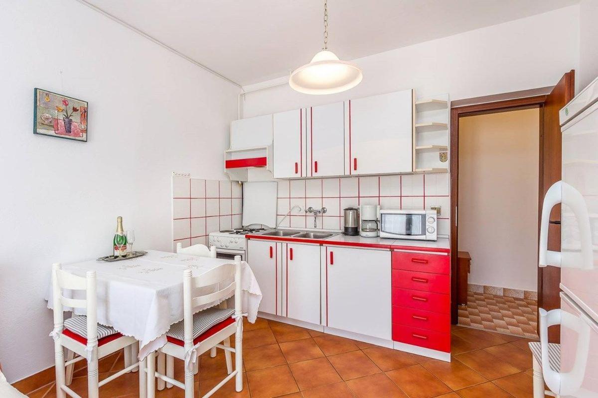 Apartments Dragica Valbandon 외부 사진