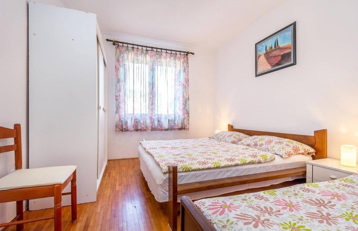 Apartments Dragica Valbandon 외부 사진