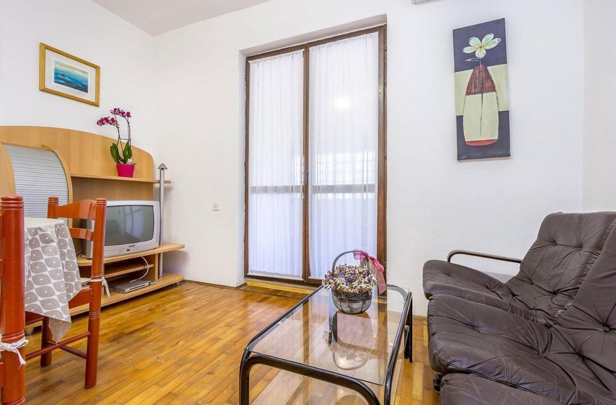 Apartments Dragica Valbandon 외부 사진