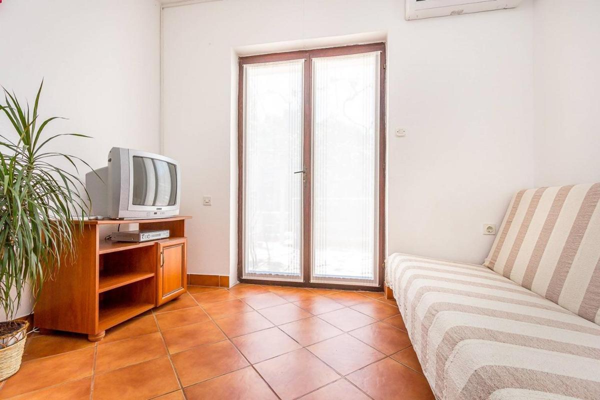 Apartments Dragica Valbandon 외부 사진