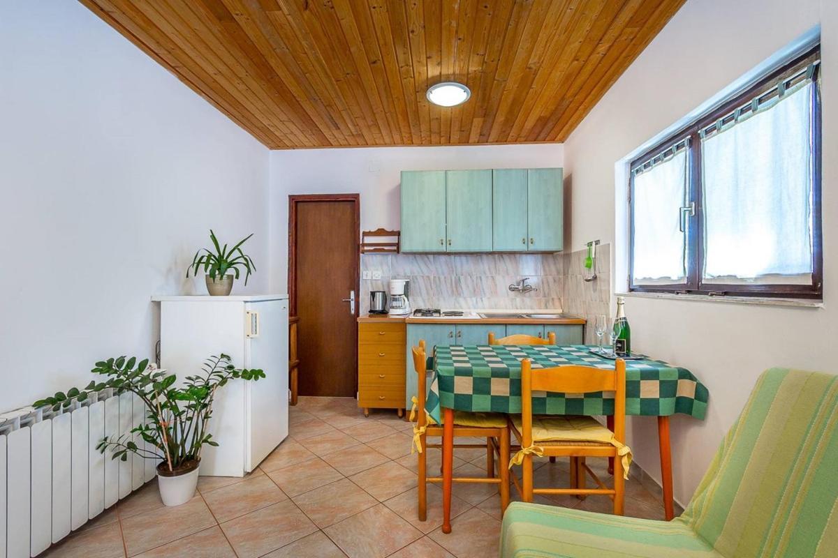 Apartments Dragica Valbandon 외부 사진