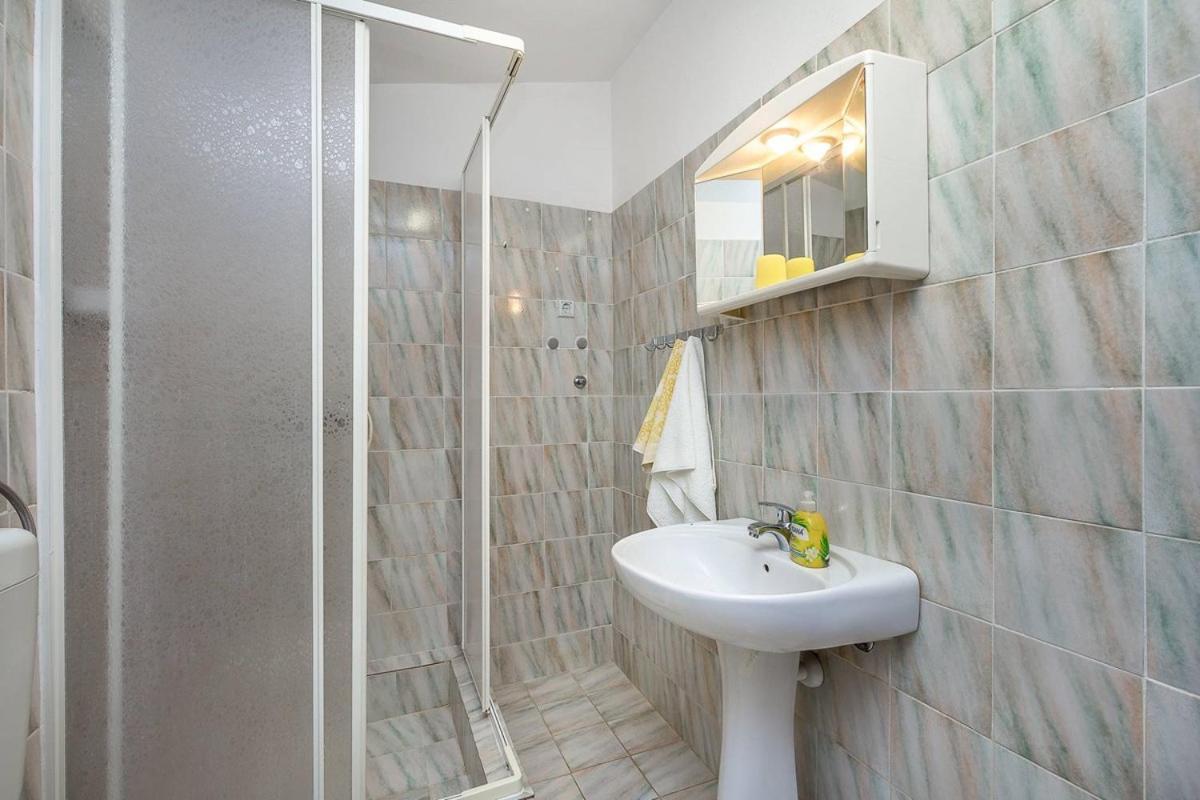 Apartments Dragica Valbandon 외부 사진